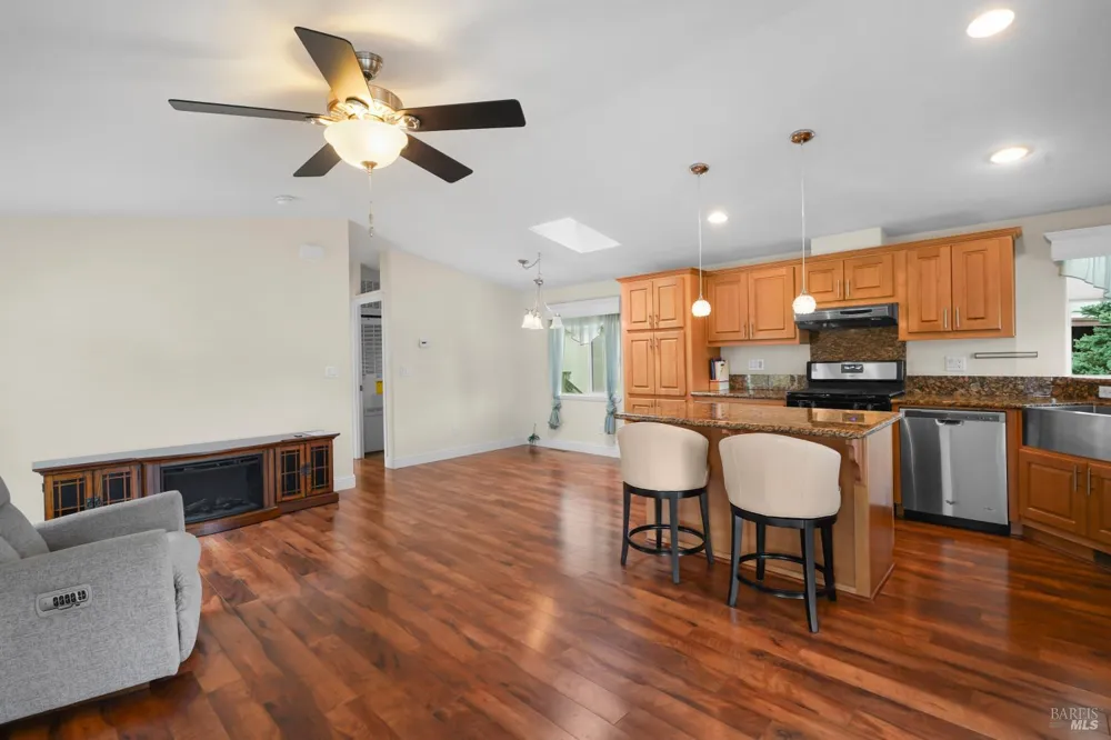 105 Redwing Drive Santa Rosa, CA 95409