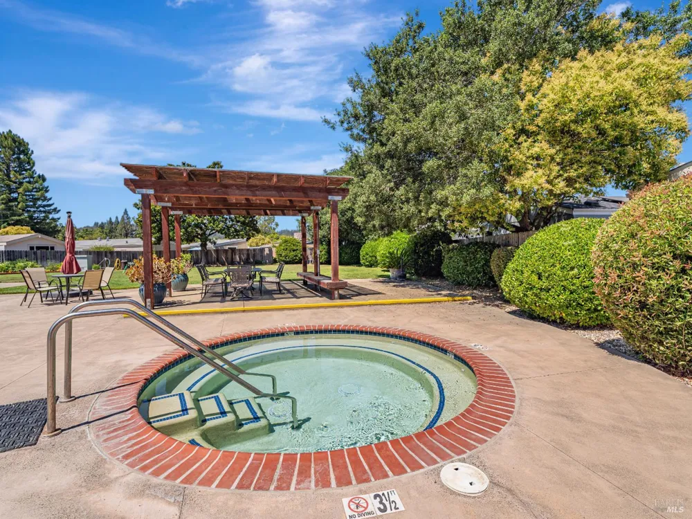 105 Redwing Drive Santa Rosa, CA 95409