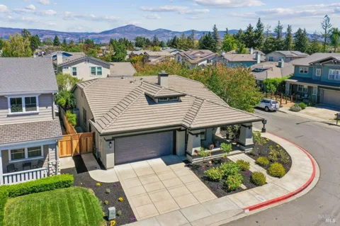 58 Skipping Rock Way