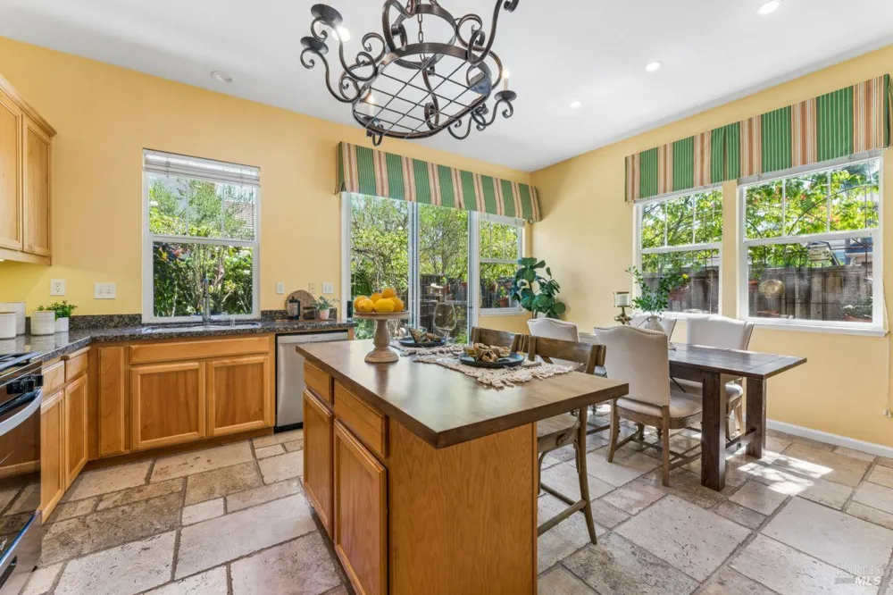 58 Skipping Rock Way Napa, CA 94558