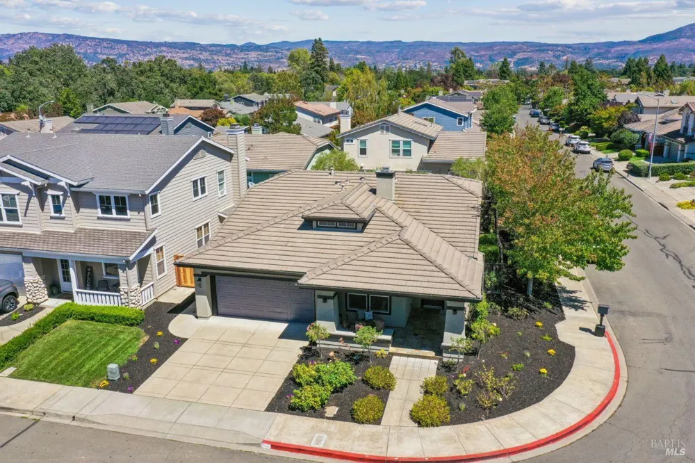 58 Skipping Rock Way Napa, CA 94558