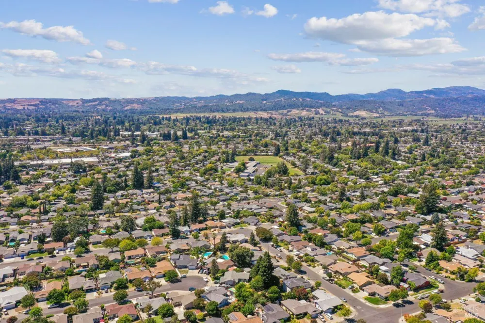 58 Skipping Rock Way Napa, CA 94558