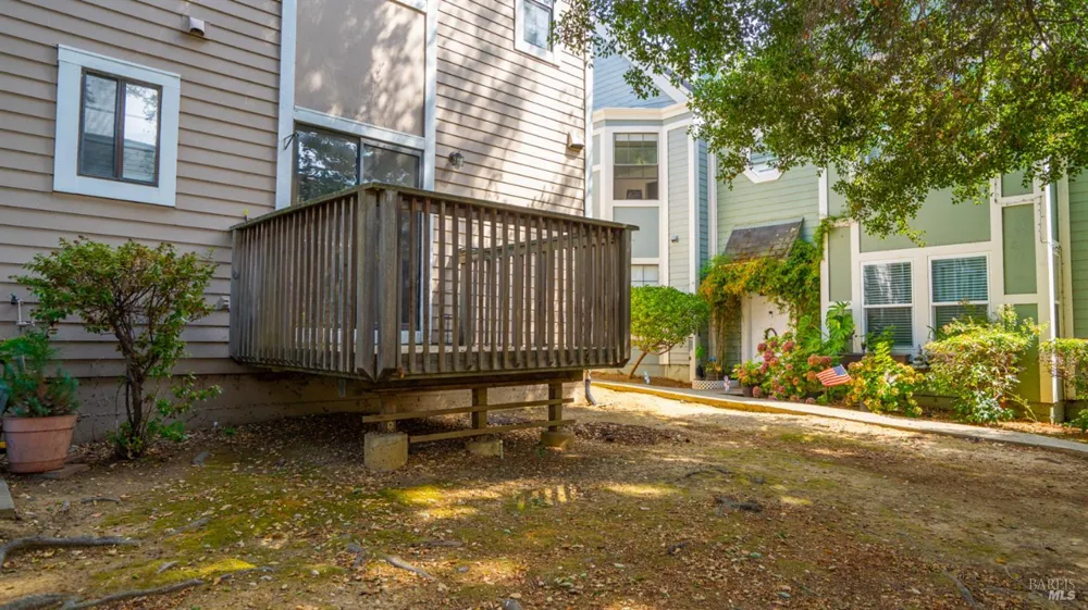 777 Military E Benicia, CA 94510