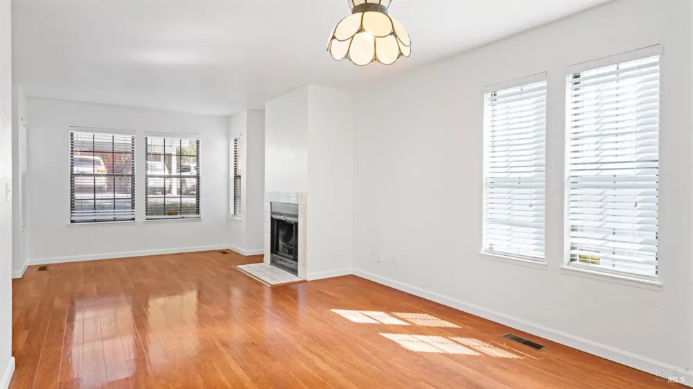 777 Military E Benicia, CA 94510