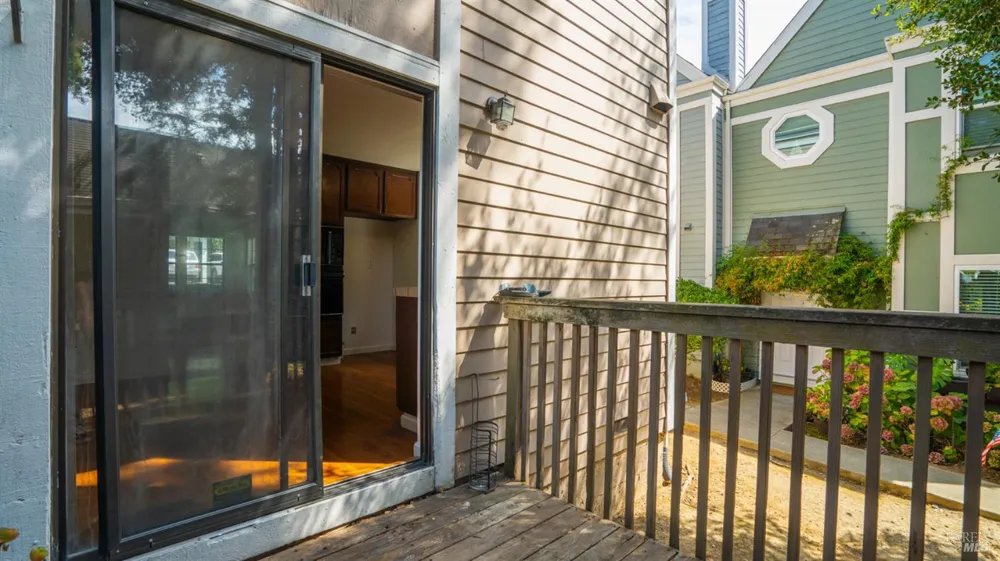 777 Military E Benicia, CA 94510