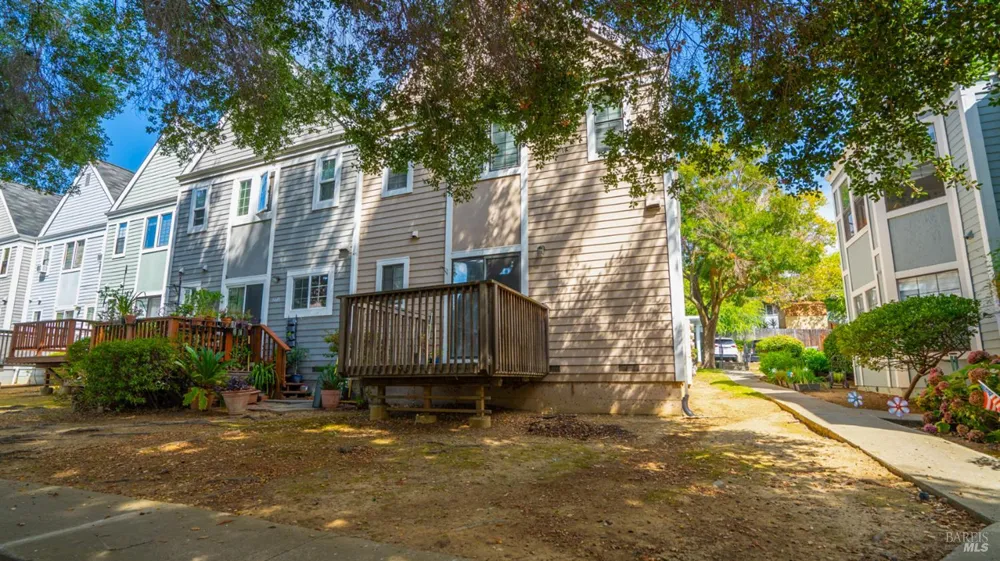 777 Military E Benicia, CA 94510