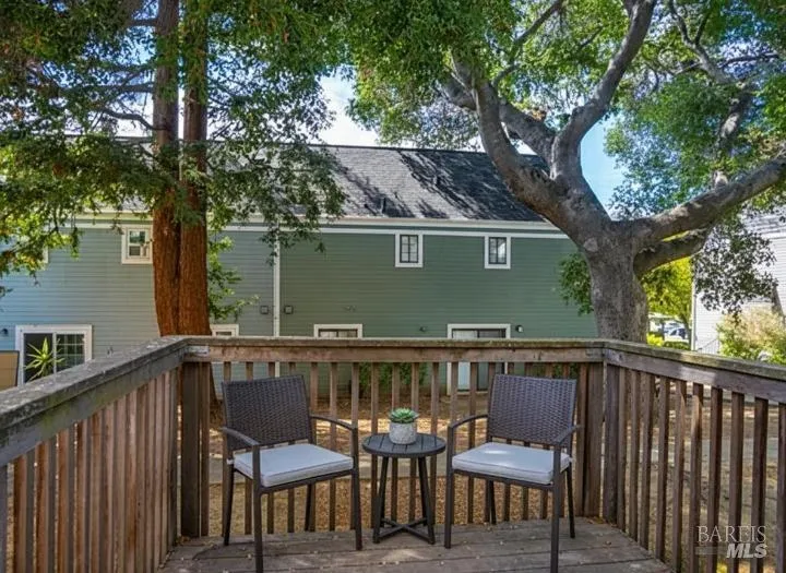 777 Military E Benicia, CA 94510