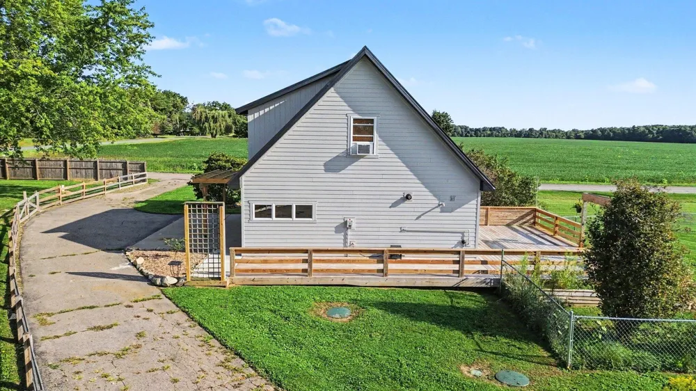 5495 Toles Road Mason, MI 48854