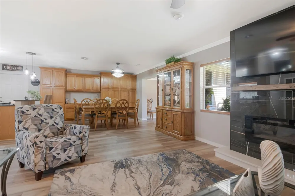 1912 MAY STREET Brandon, FL 33510