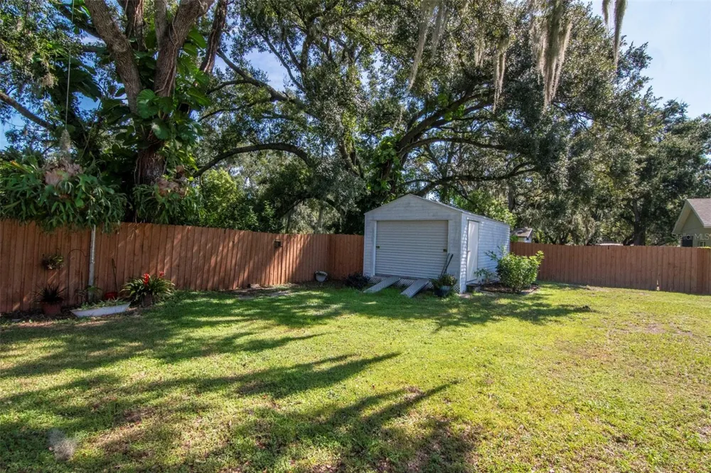 1912 MAY STREET Brandon, FL 33510