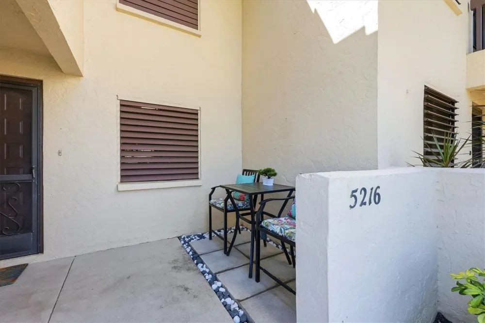 5216 LAKE VILLAGE DRIVE #71 Sarasota, FL 34235