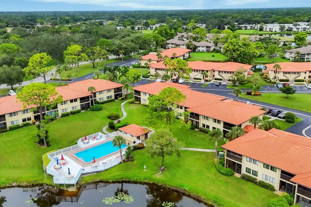 5216 LAKE VILLAGE DRIVE #71 Sarasota, FL 34235