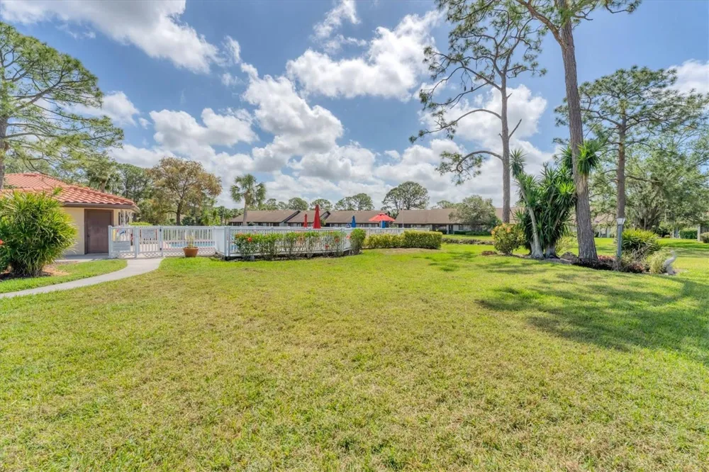 5216 LAKE VILLAGE DRIVE #71 Sarasota, FL 34235