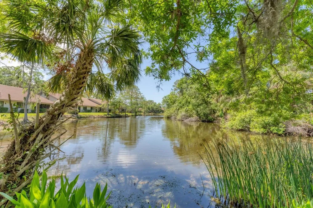 5216 LAKE VILLAGE DRIVE #71 Sarasota, FL 34235
