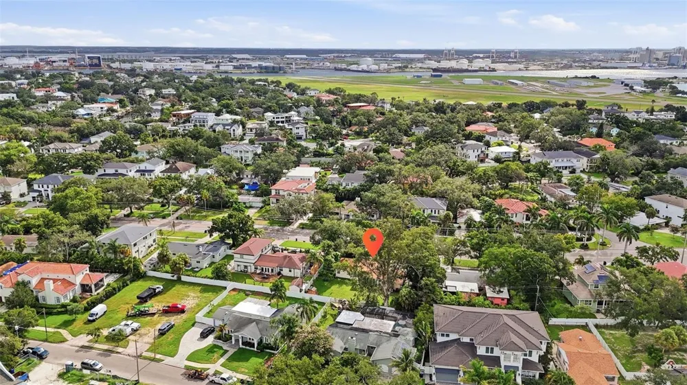 500 W DAVIS BOULEVARD Tampa, FL 33606