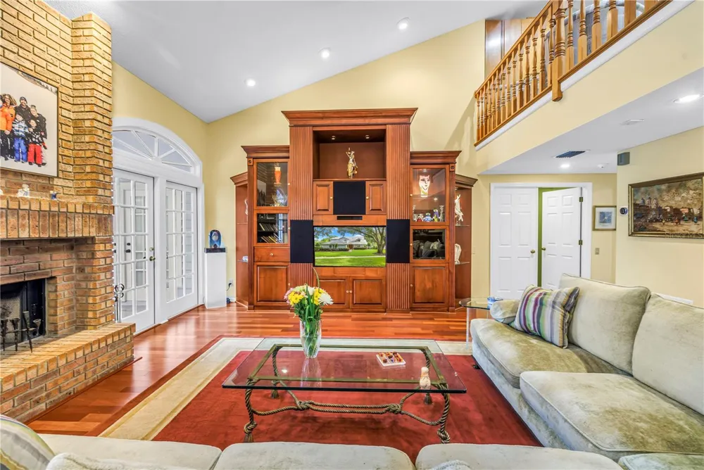 12383 WINDTREE BOULEVARD Seminole, FL 33772