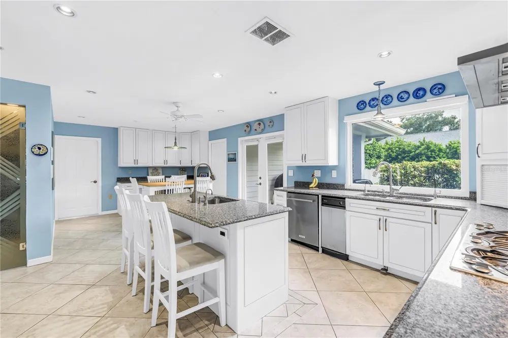 12383 WINDTREE BOULEVARD Seminole, FL 33772