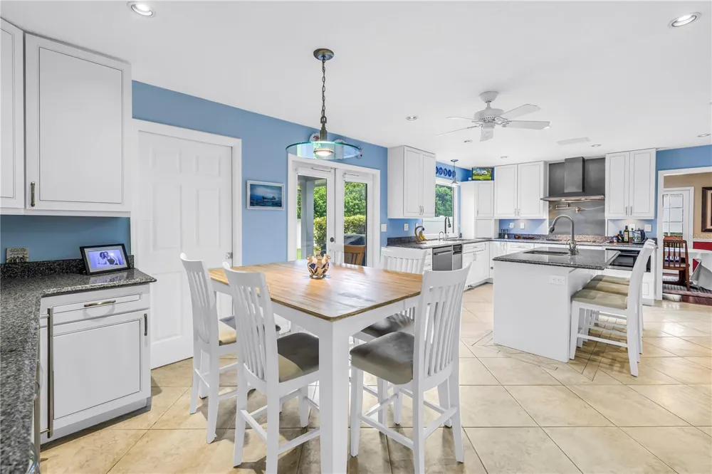 12383 WINDTREE BOULEVARD Seminole, FL 33772