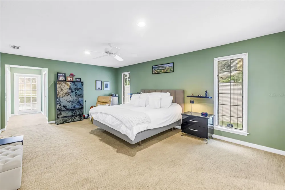 12383 WINDTREE BOULEVARD Seminole, FL 33772