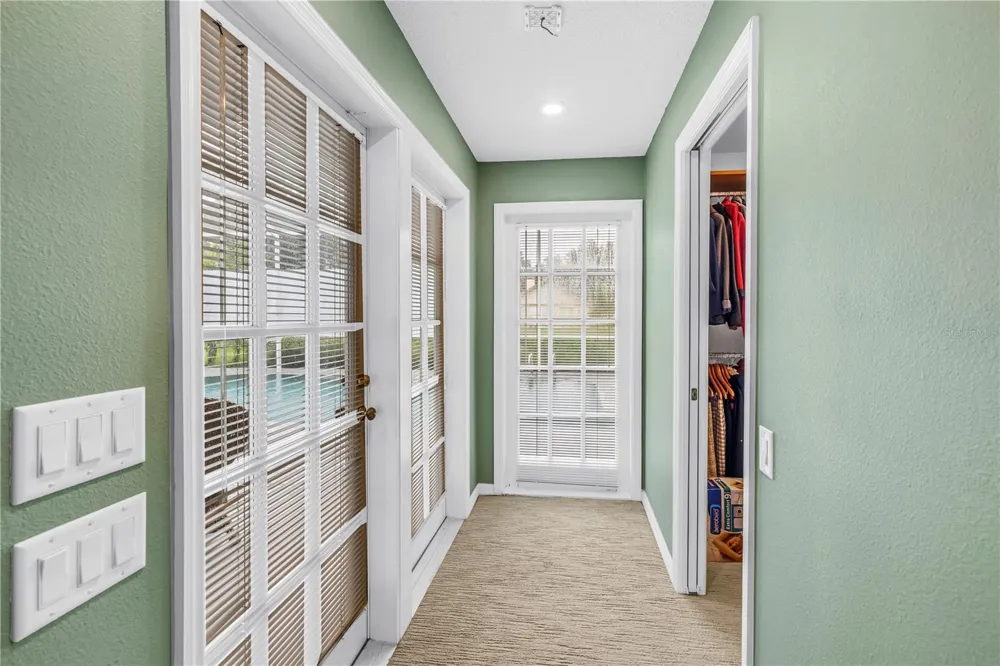 12383 WINDTREE BOULEVARD Seminole, FL 33772