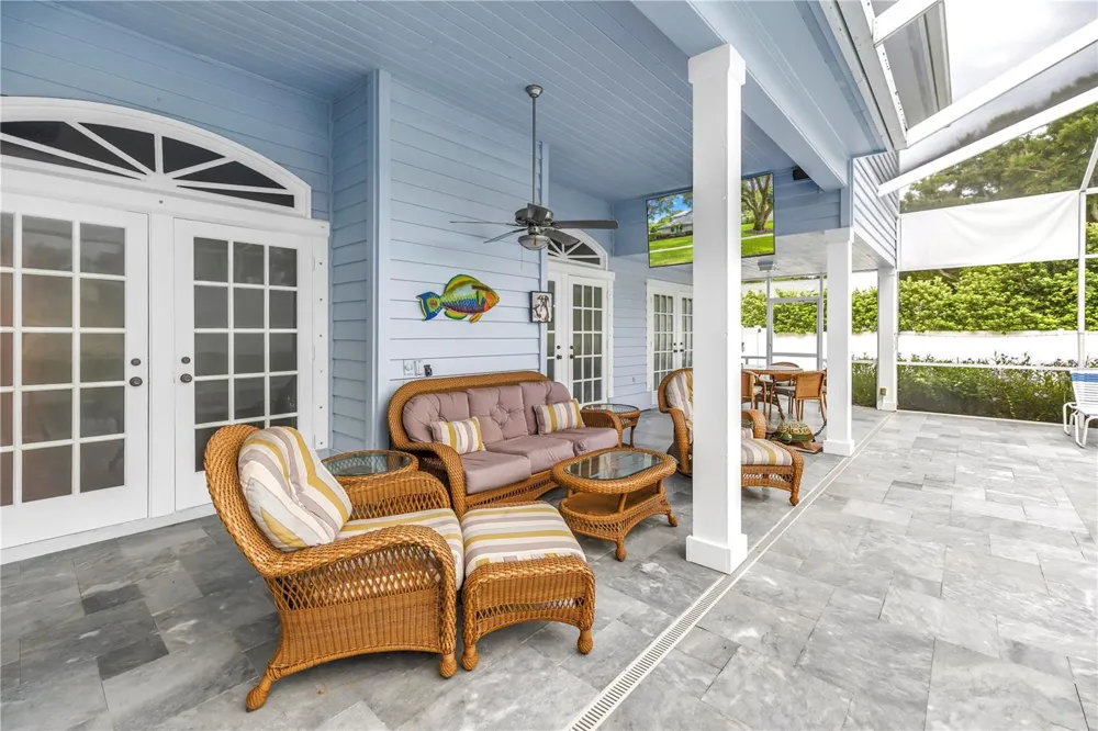 12383 WINDTREE BOULEVARD Seminole, FL 33772
