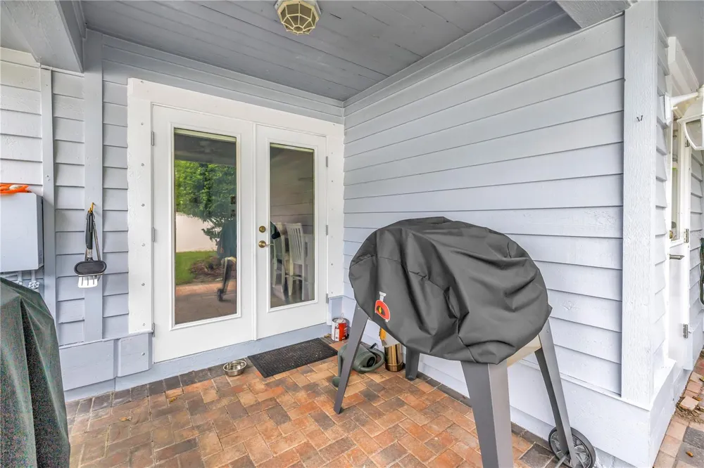 12383 WINDTREE BOULEVARD Seminole, FL 33772