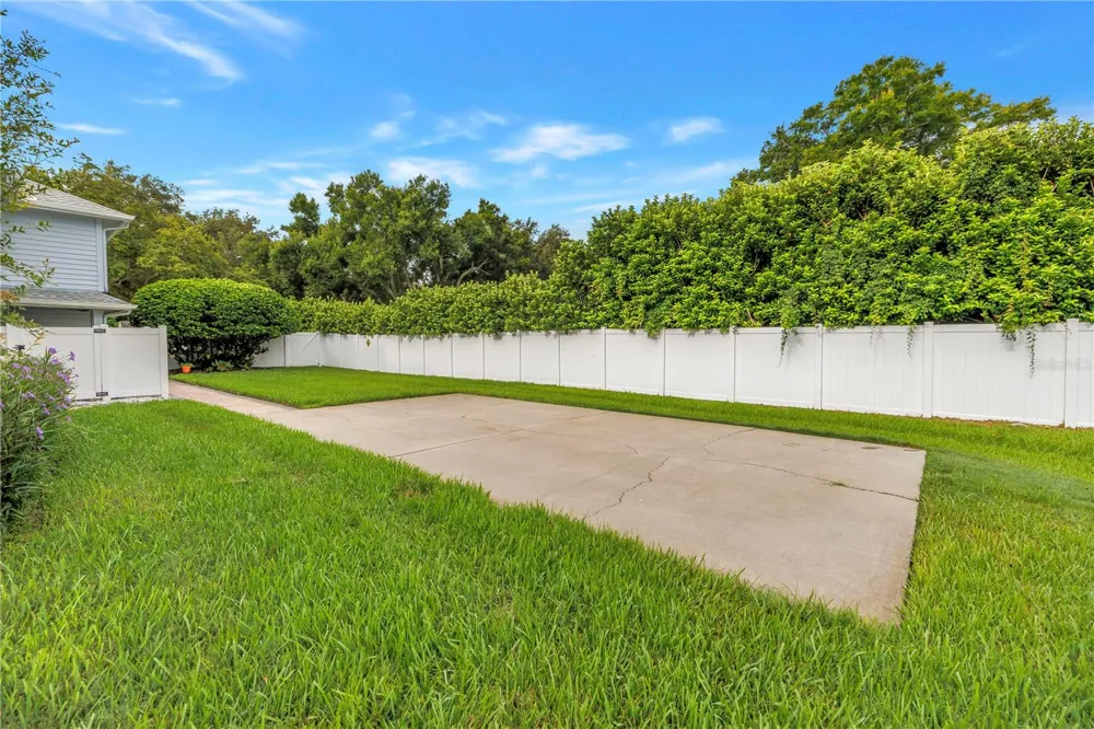 12383 WINDTREE BOULEVARD Seminole, FL 33772