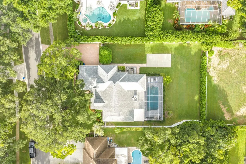 12383 WINDTREE BOULEVARD Seminole, FL 33772