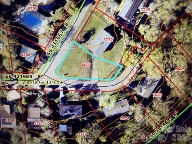 2 Merion Court Asheville, NC 28806