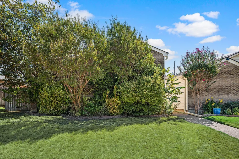16408 Lauder Lane Dallas, TX 75248