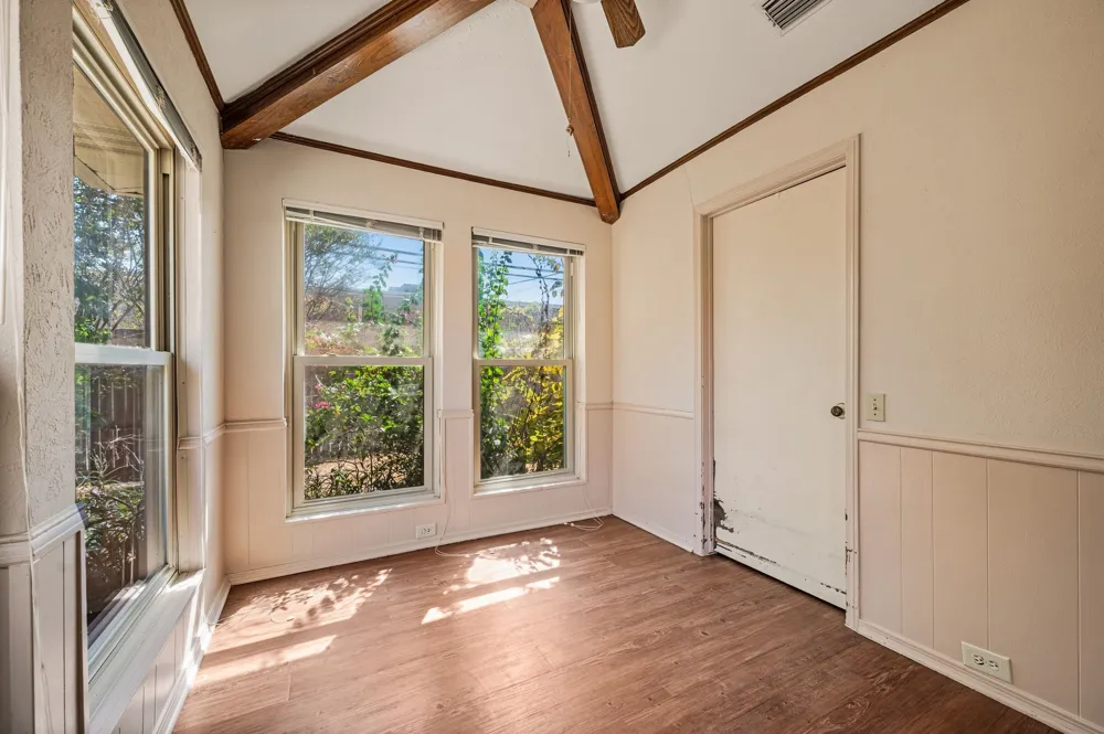 16408 Lauder Lane Dallas, TX 75248