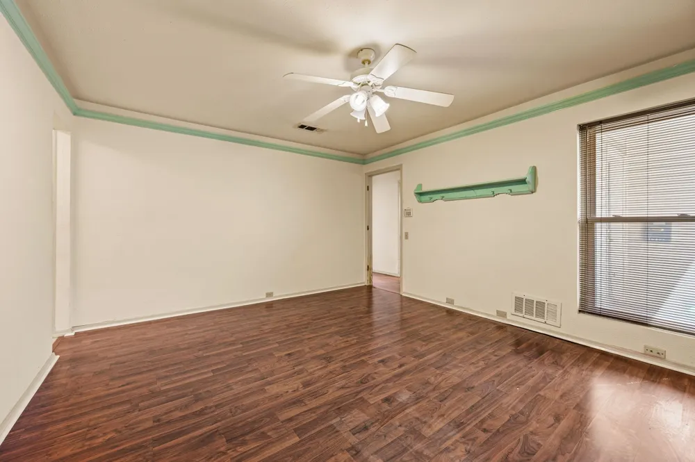 16408 Lauder Lane Dallas, TX 75248