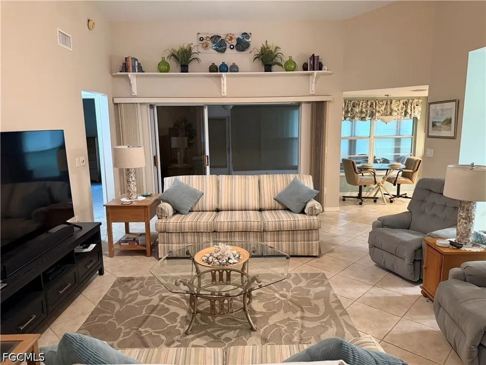 Clubview Drive North Fort Myers, FL 33917
