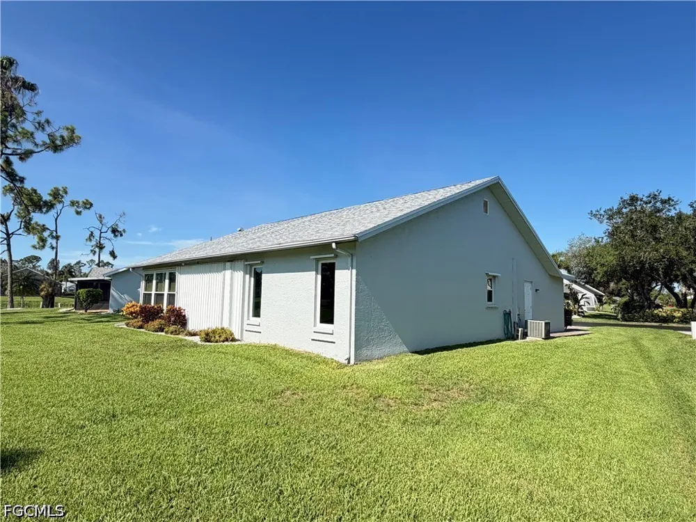 Clubview Drive North Fort Myers, FL 33917