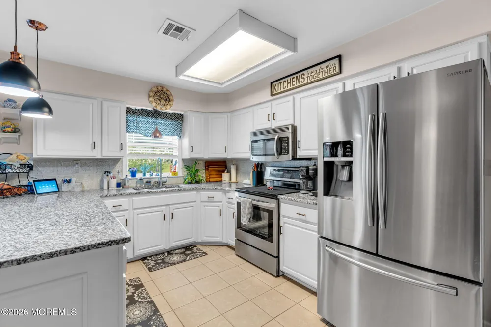 671 Jamaica Boulevard Toms River, NJ 08757