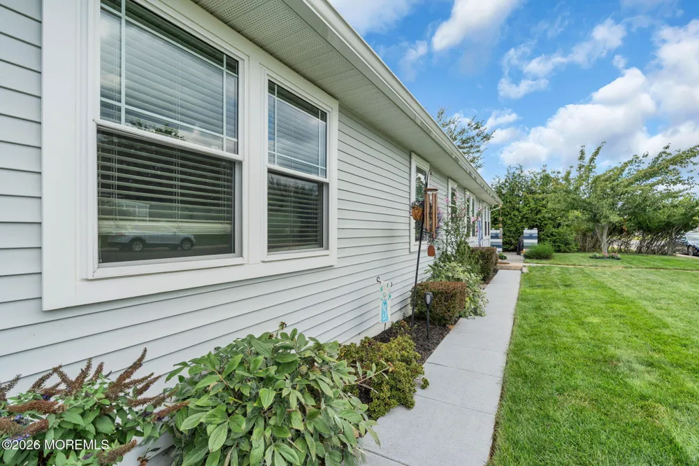 671 Jamaica Boulevard Toms River, NJ 08757
