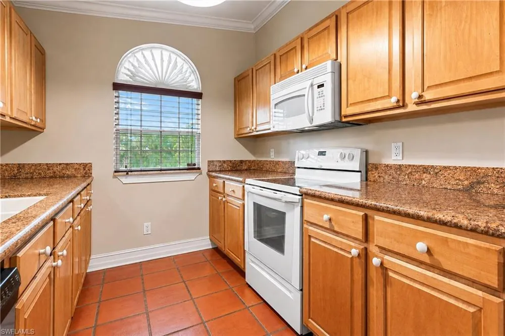 4561 1st Avenue SW Naples, FL 34119