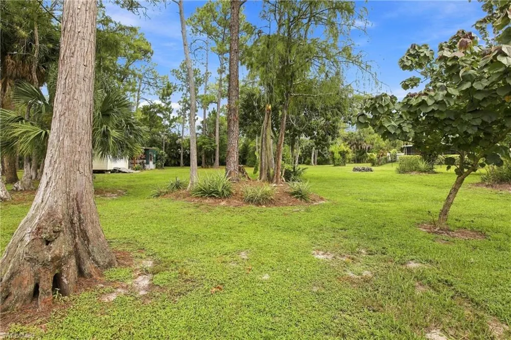 4561 1st Avenue SW Naples, FL 34119