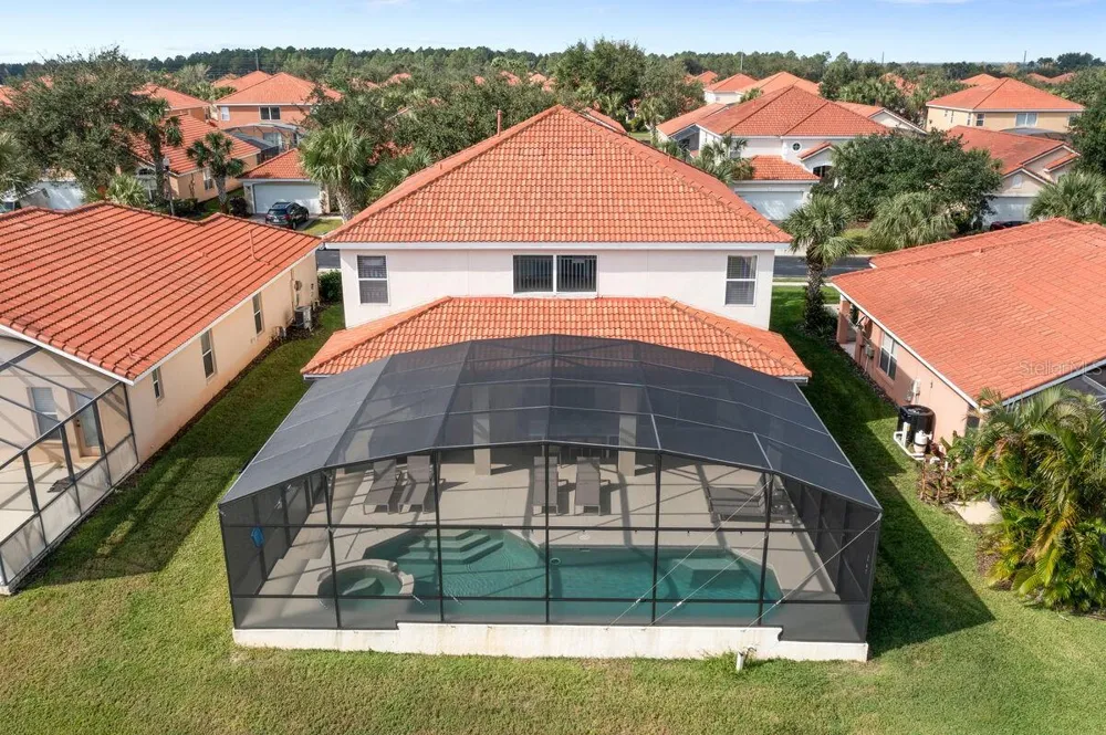 166 CARRERA AVENUE Davenport, FL 33897