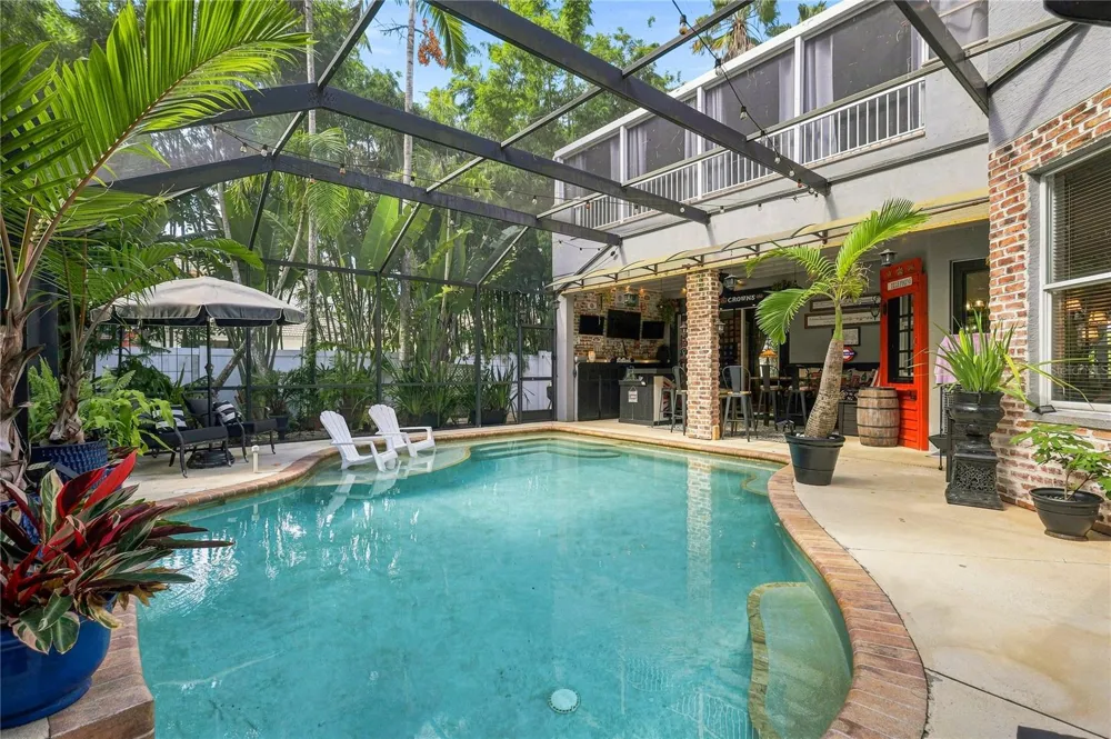 5301 ANTHONY LANE Sarasota, FL 34233