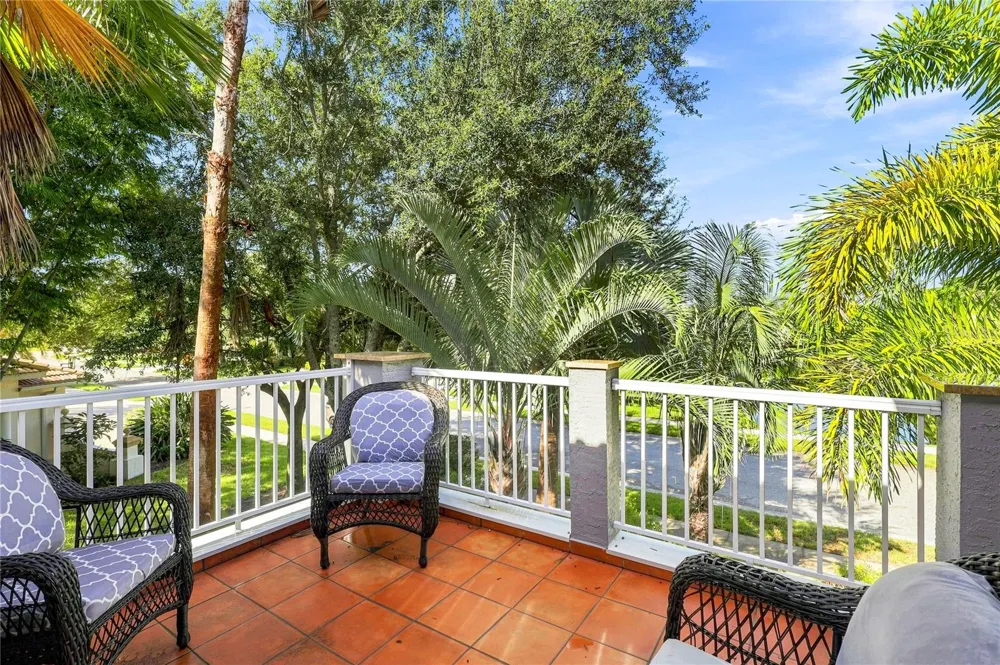 5301 ANTHONY LANE Sarasota, FL 34233