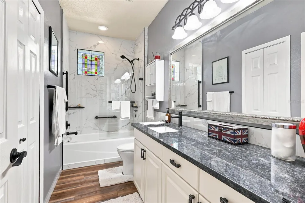 5301 ANTHONY LANE Sarasota, FL 34233