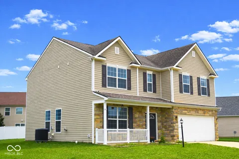 3325 Lake Stream Drive