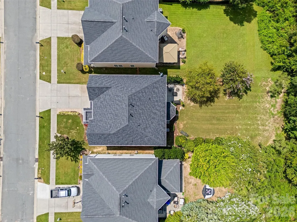 1037 Fleming Lane Matthews, NC 28104