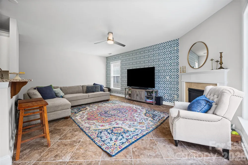 1037 Fleming Lane Matthews, NC 28104