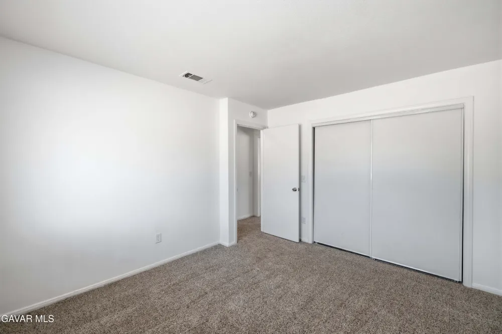 39514 E 167th Street Palmdale, CA 93591