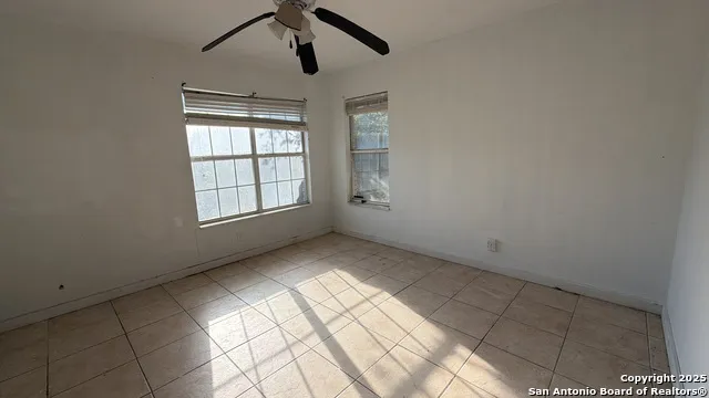218 Graham Kenedy, TX 78119