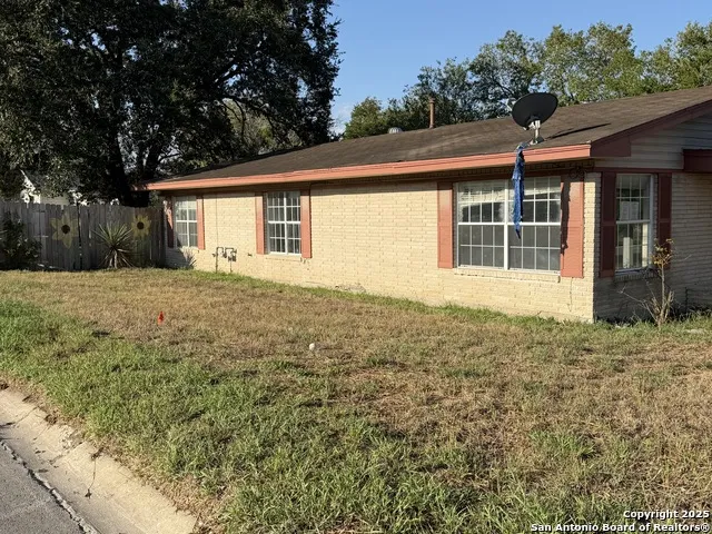 218 Graham Kenedy, TX 78119
