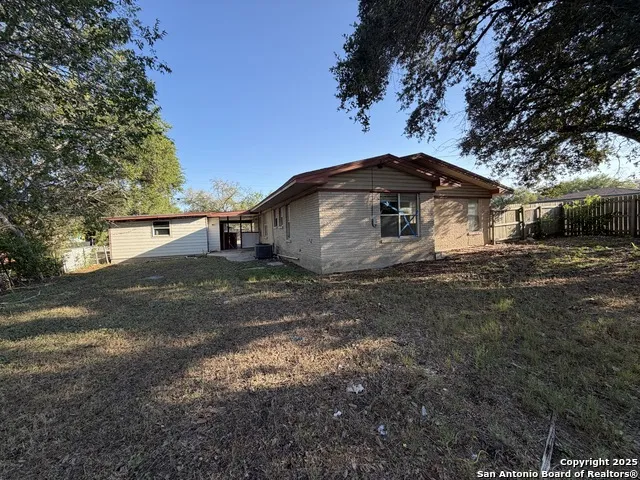 218 Graham Kenedy, TX 78119
