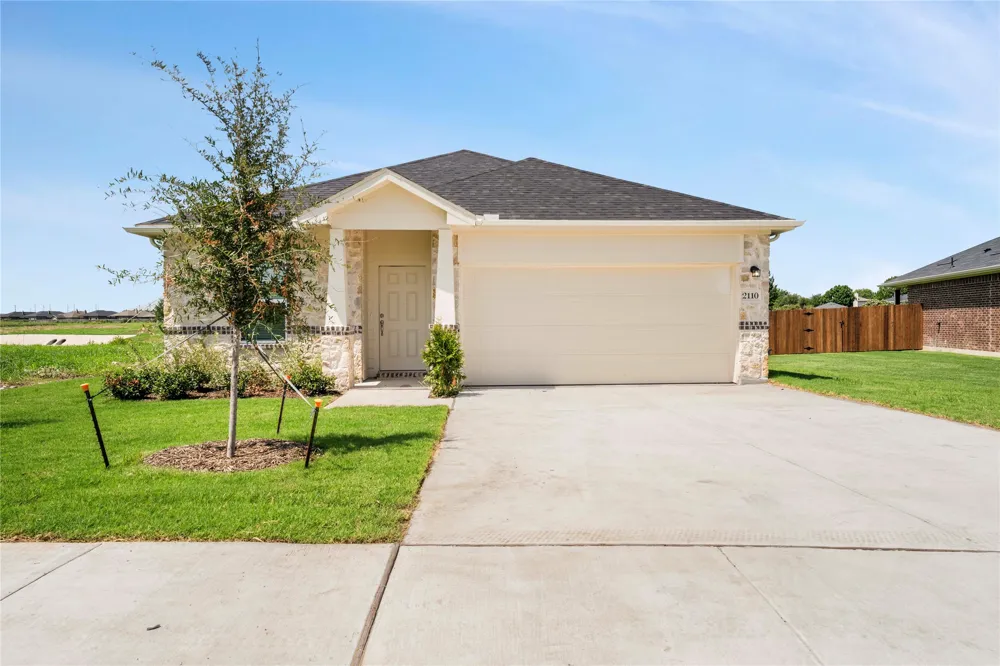 2110 Ridgecrest Lane Sherman, TX 75092